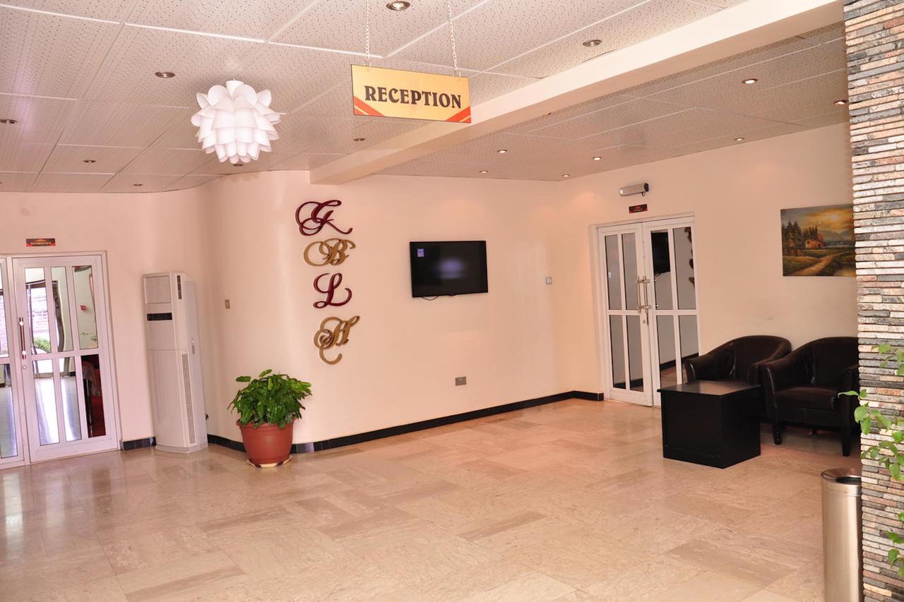 Grand Bank Link Hotel Otta Екстериор снимка