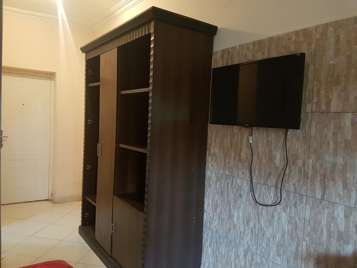 Grand Bank Link Hotel Otta Екстериор снимка